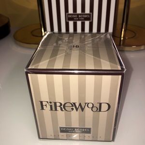 Henri Bendel Fire wood candle